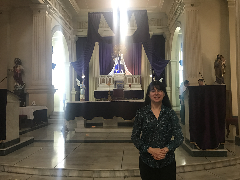 Canto de funerales Ministerio de Silvia Rodriguez